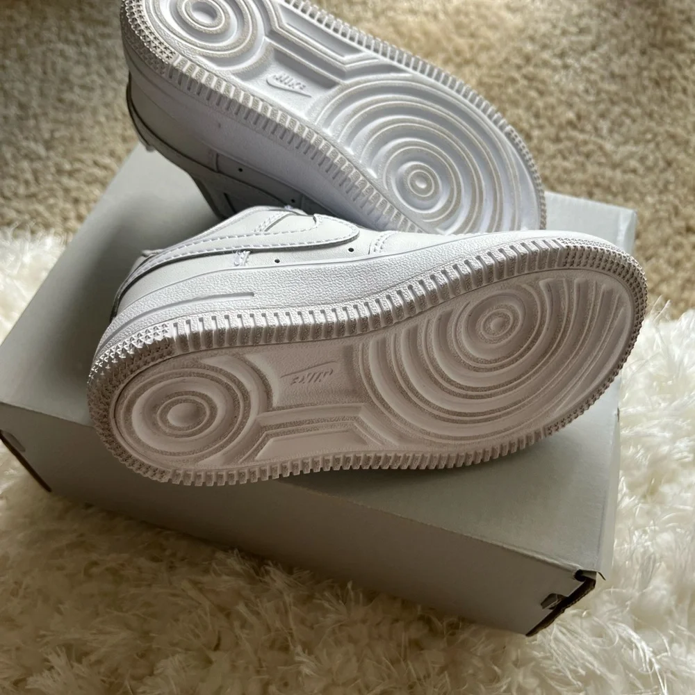 Nike Air Force 1 Classic White Sneakers - Picture 5 of 5
